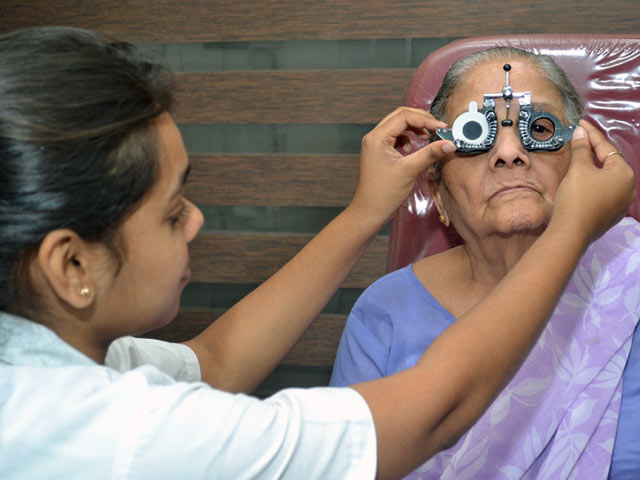 Gulmohur Eye Clinic - Dr. Navalkar